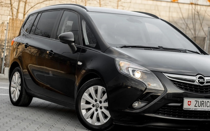 Toyota Yaris cena 59900 przebieg: 133344, rok produkcji 2021 z Puck małe 211